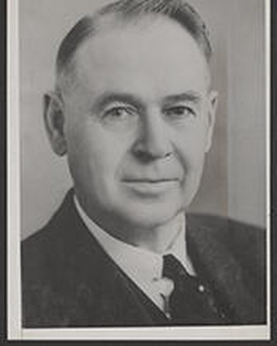 Portrait of Roy Elmer Ayers