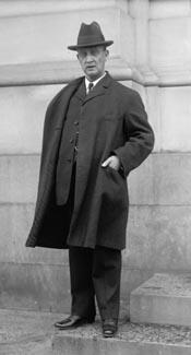 Portrait of Warren Worth Bailey