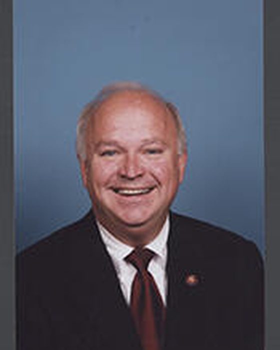 Portrait of Jo Bonner