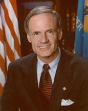 Thomas R. Carper portrait