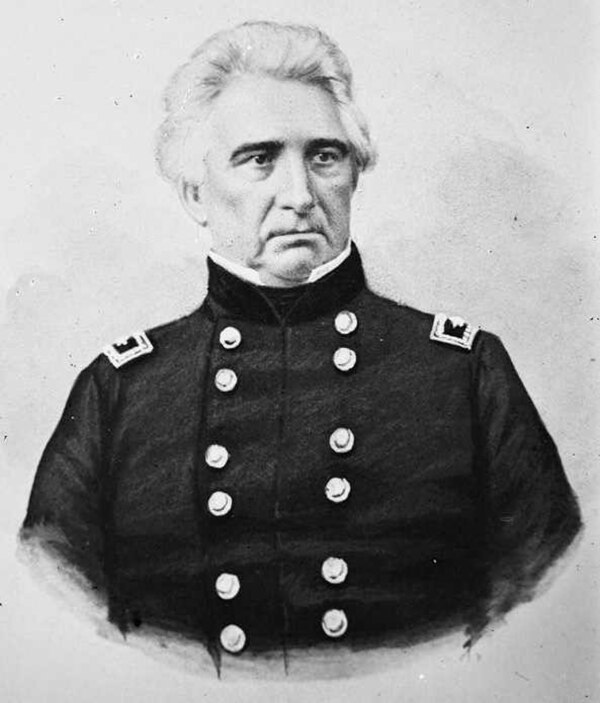 Duncan Lamont Clinch portrait