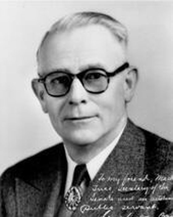 Portrait of Guy Cordon