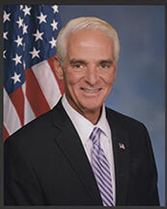 Portrait of Charlie Crist