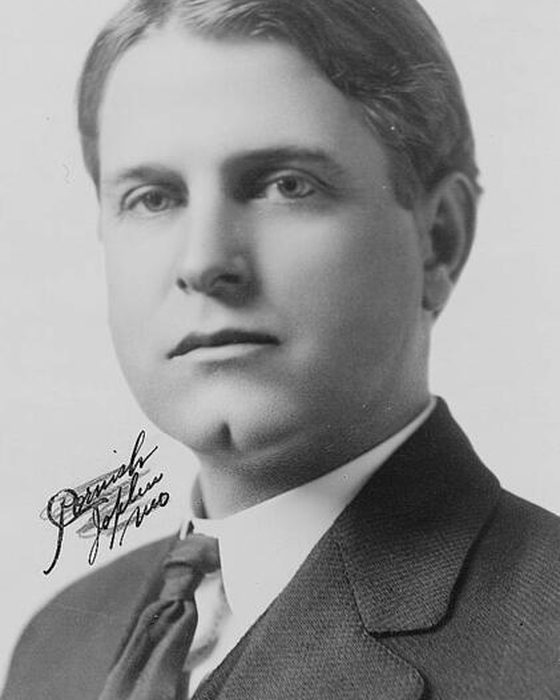 Portrait of Perl D. Decker
