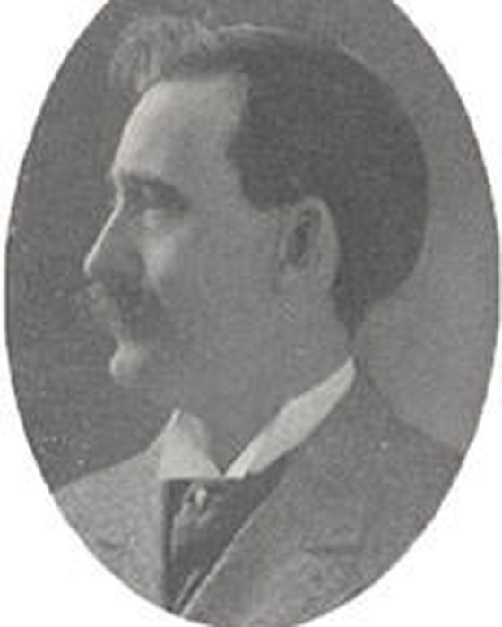 Portrait of Lincoln Dixon