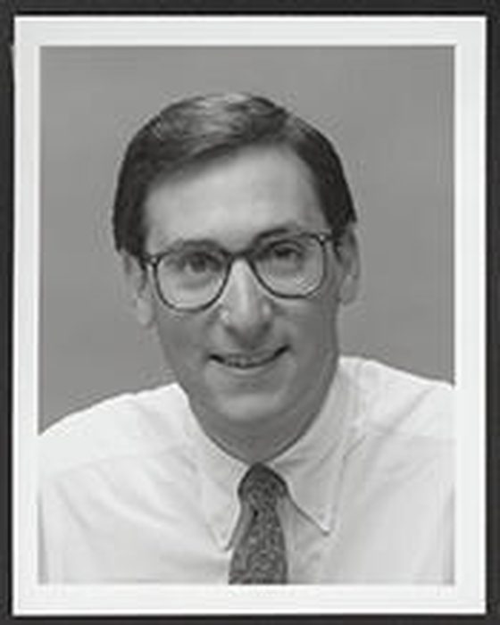 Portrait of Eric D. Fingerhut