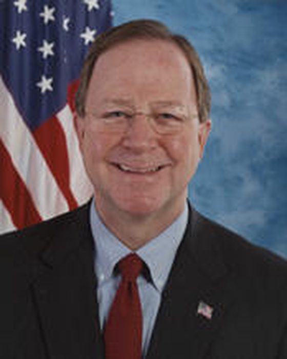 Portrait of Bill Flores