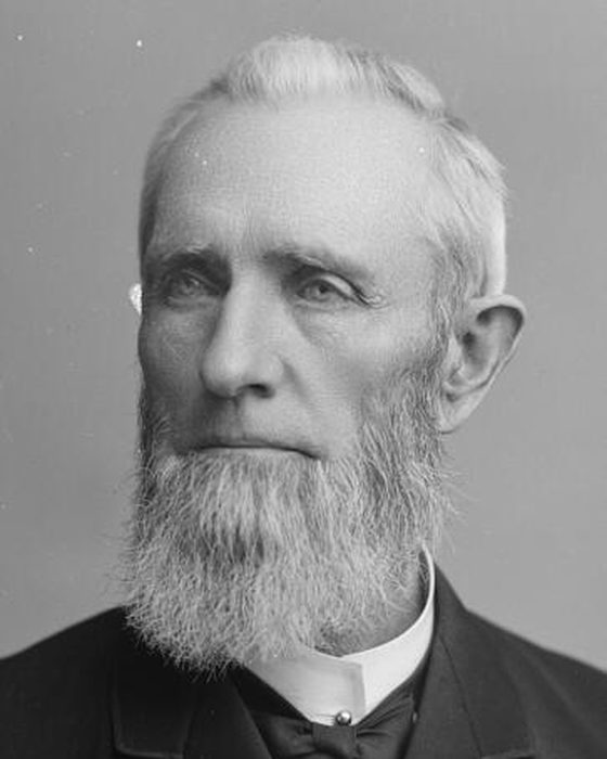 Portrait of Presley Thornton Glass