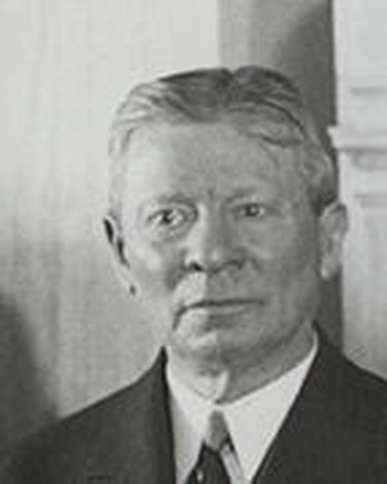 Portrait of Lindley Hoag Hadley