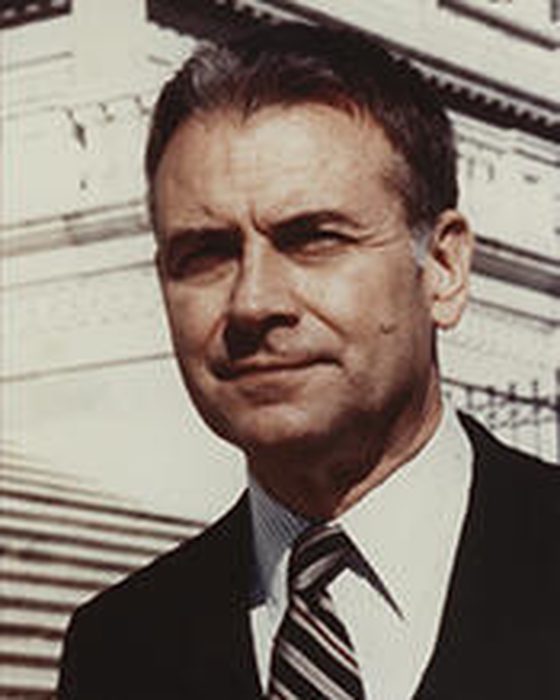 Portrait of Lee Herbert Hamilton