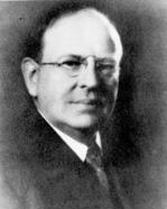 Portrait of Henry Drury Hatfield