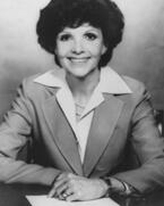 Portrait of Paula Hawkins