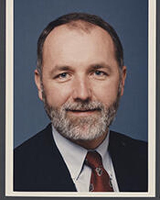 Portrait of Peter Hoekstra