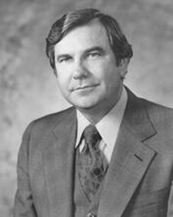 Portrait of Walter (Dee) Huddleston