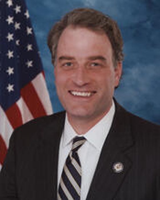 Portrait of Robert Hurt