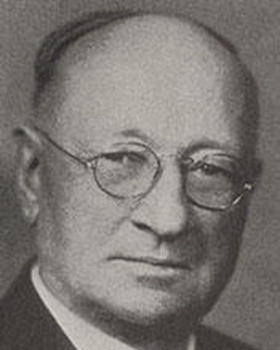 Portrait of John Jennings