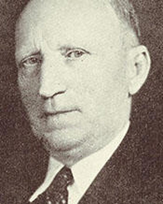 Portrait of Wade Hampton Kitchens