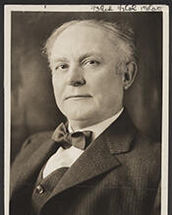 Portrait of Charles Landon Knight