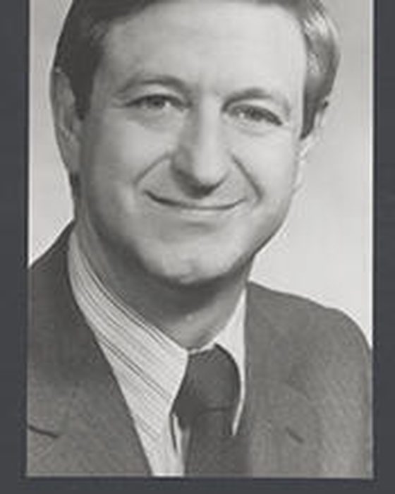 Portrait of Jerry Litton