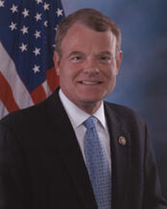 Portrait of Mike McIntyre