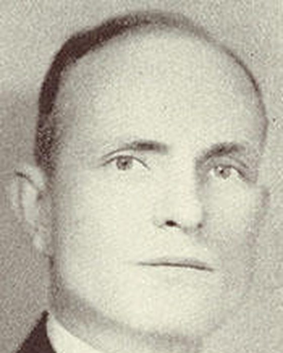 Portrait of Newt Virgus Mills