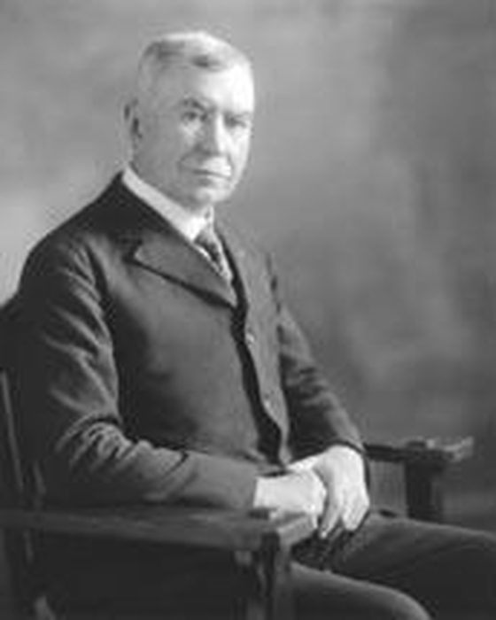 Portrait of Néstor Montoya