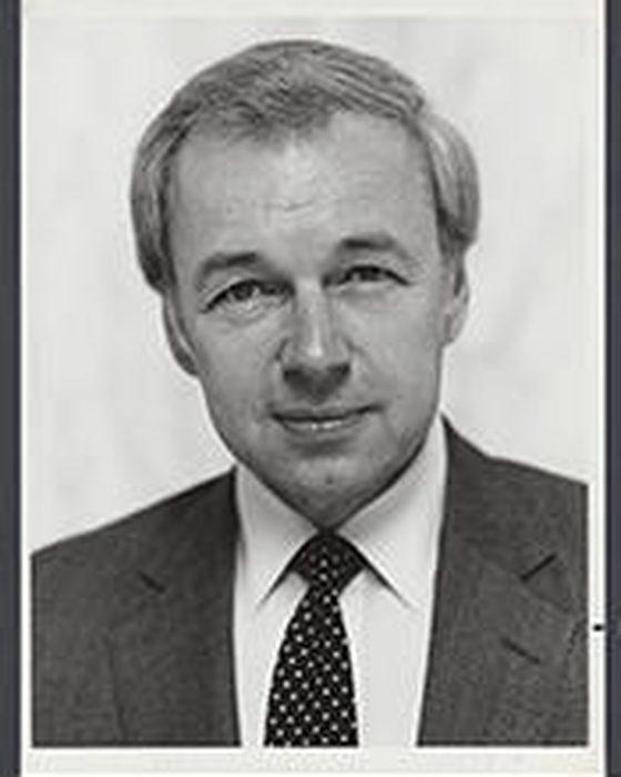 Portrait of Sid Morrison