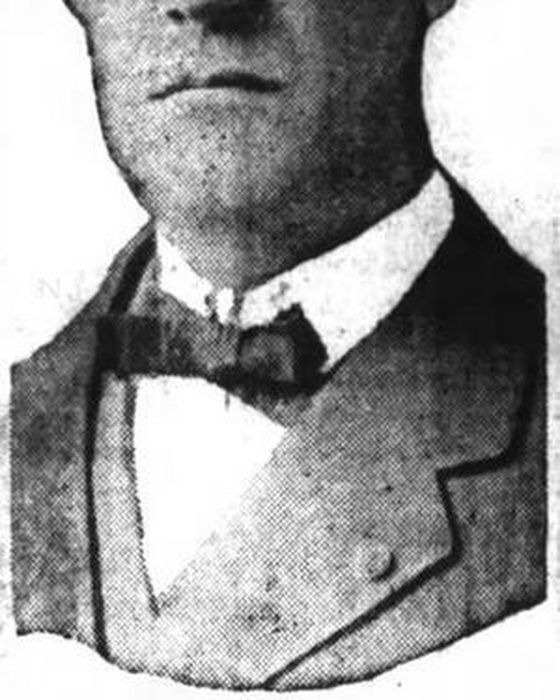 Portrait of Ralph Wilbur Moss