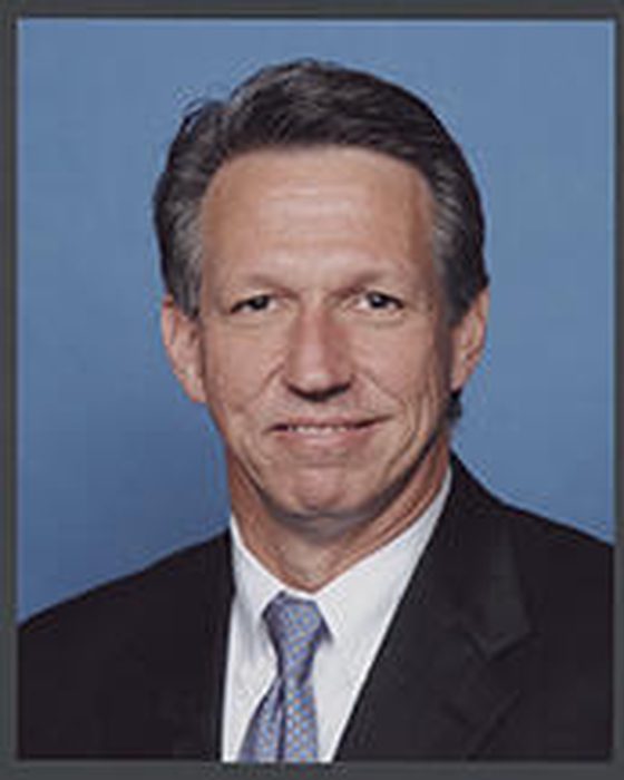 Portrait of Tim Mahoney