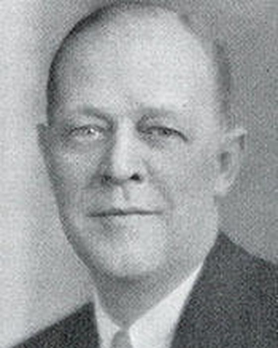 Portrait of Herron Carney Pearson