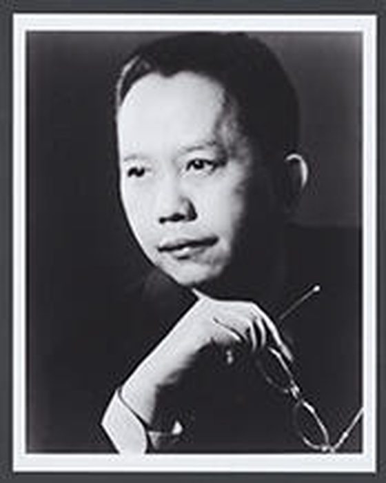 Portrait of Carlos Peña Romulo