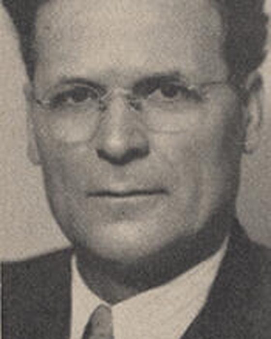 Portrait of Sam Morris Russell