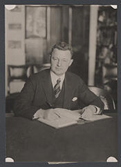 Harry Sandager portrait