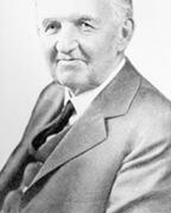 Portrait of Newell Sanders