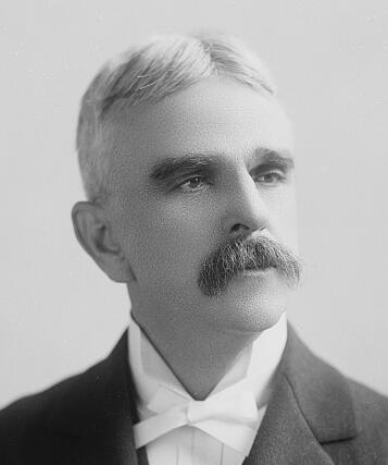 Portrait of Evan Evans Settle