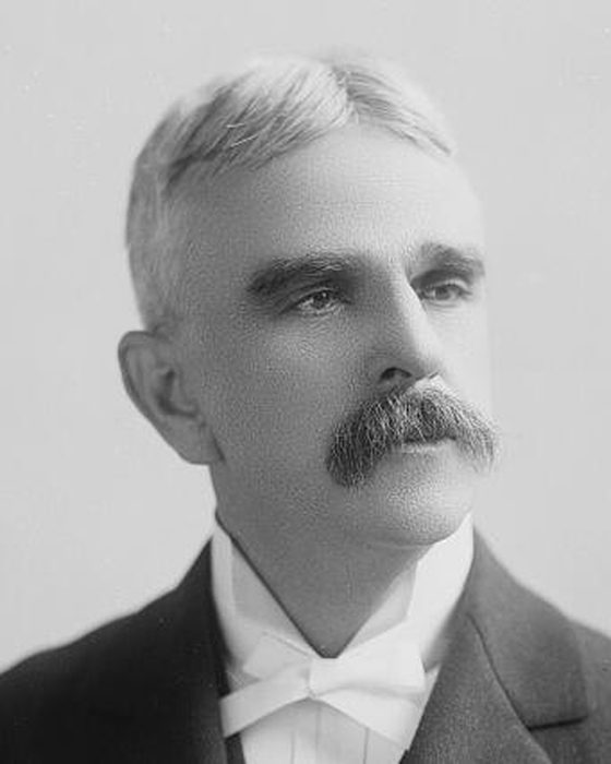 Portrait of Evan Evans Settle