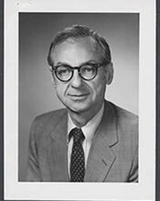 Portrait of Bob Shamansky