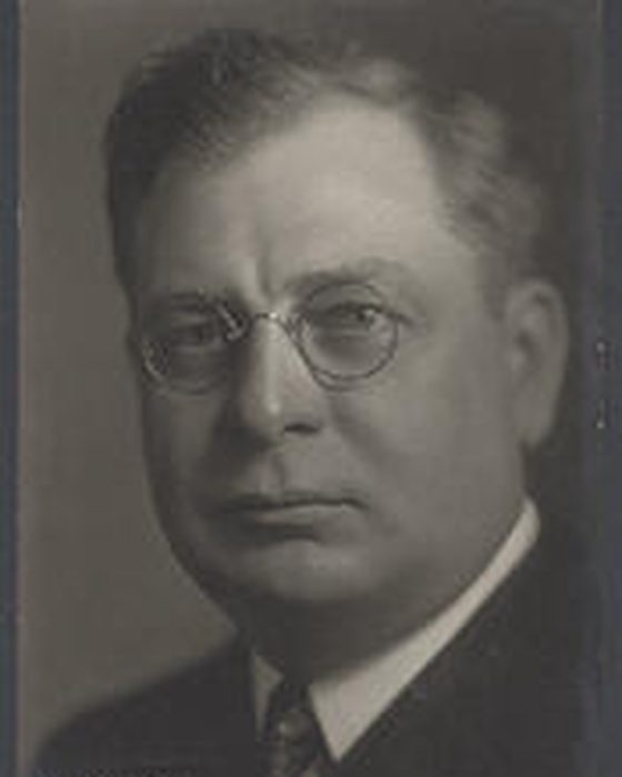 Portrait of Guy Loren Shaw