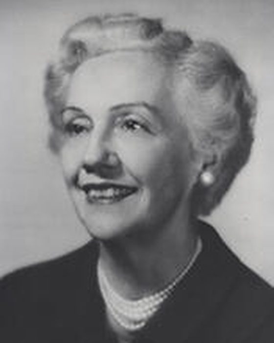 Portrait of Edna Oakes Simpson