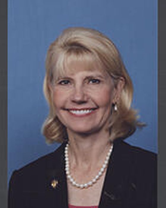 Portrait of Shelley Sekula Gibbs