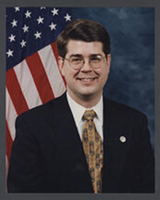 Portrait of Lee Terry