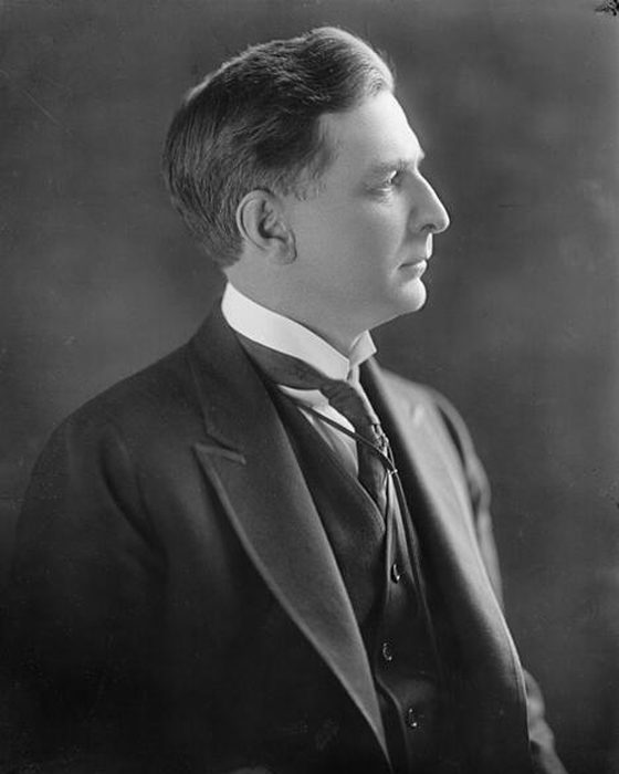 Portrait of Jonathan Hasson Wallace