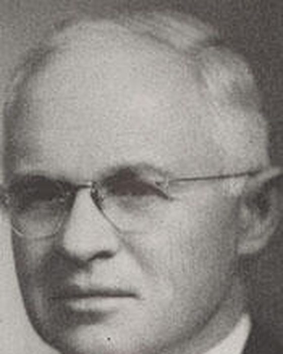 Portrait of Earle Dukes Willey