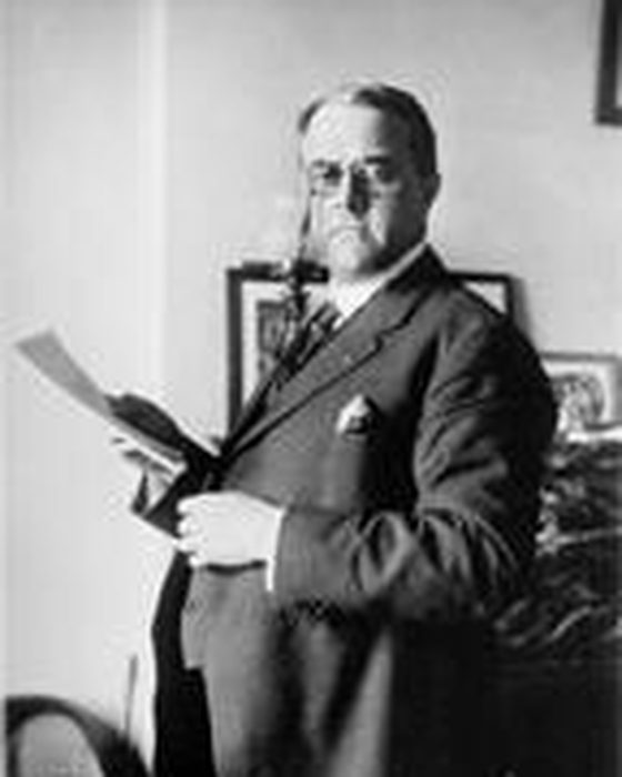 Portrait of Frank Bartlett Willis