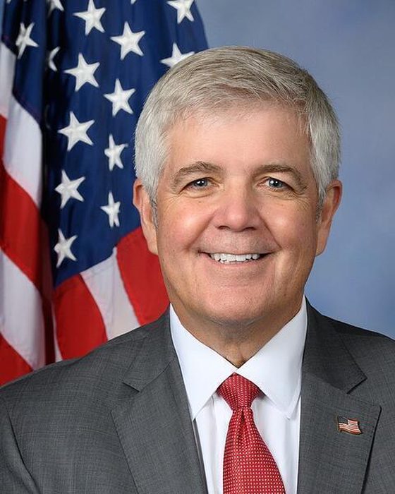 Portrait of Cliff Bentz