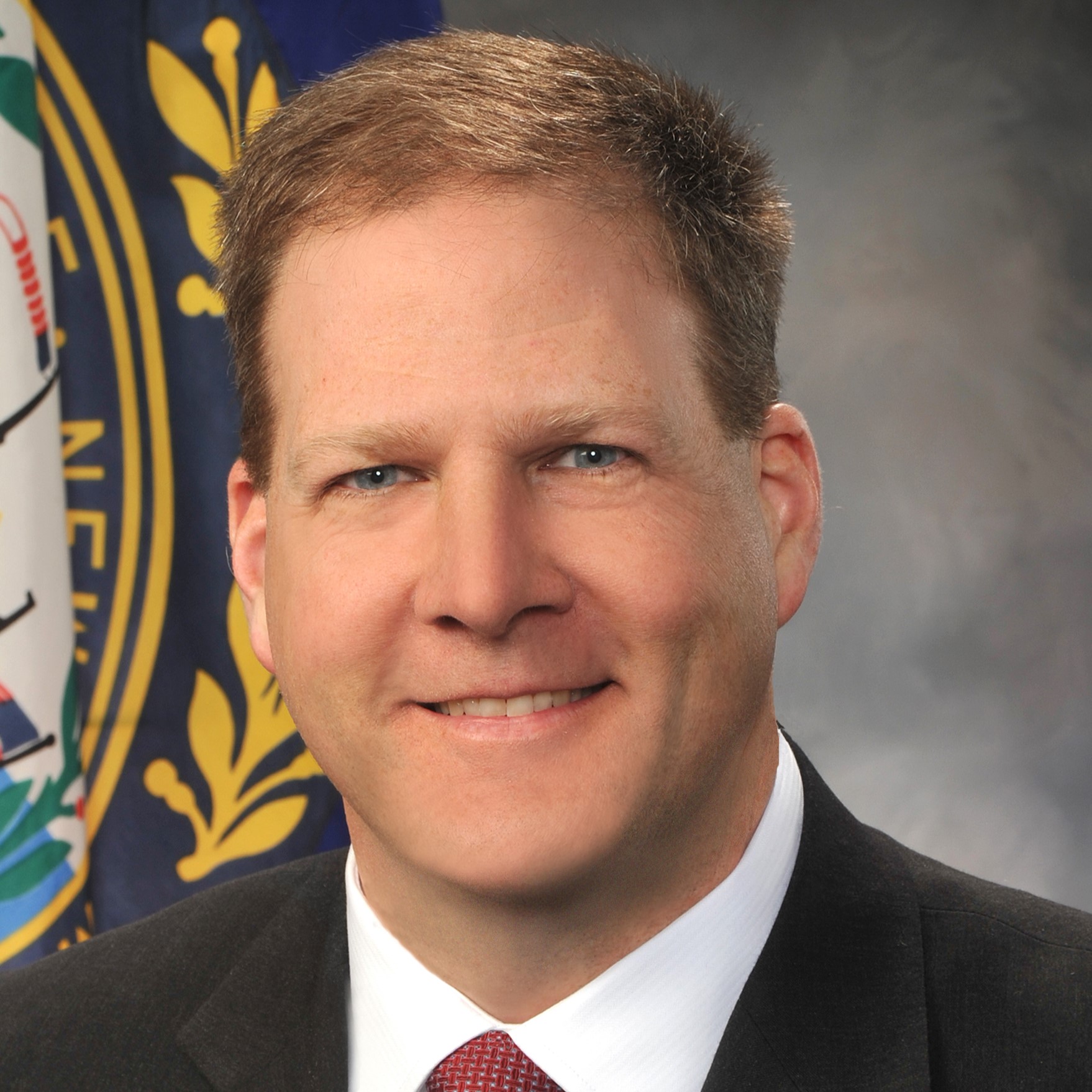 Portrait of Chris Sununu