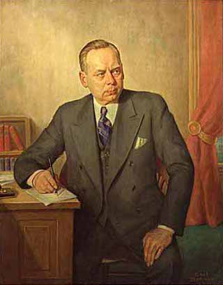 Hjalmar Petersen portrait