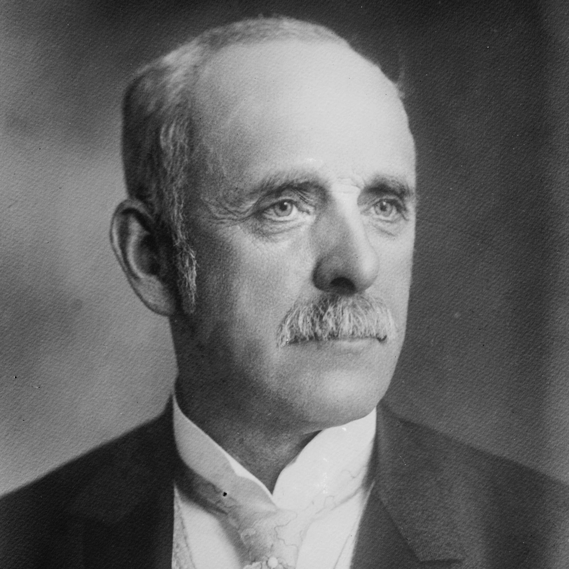 Leslie Mortier Shaw portrait