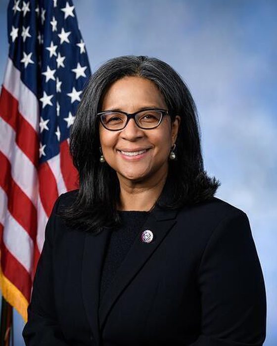 Portrait of Marilyn Strickland