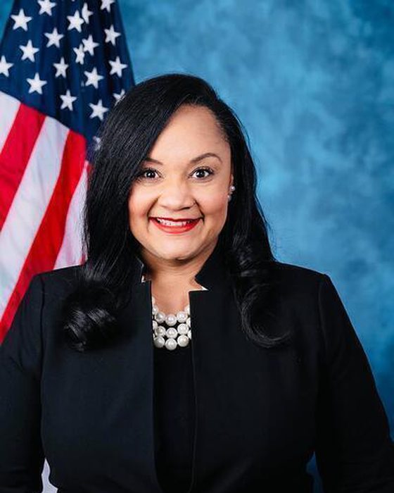 Portrait of Nikema Williams